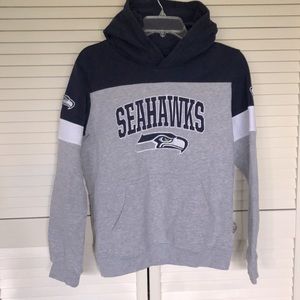 Seahawks hoodie. 💙💚🏈